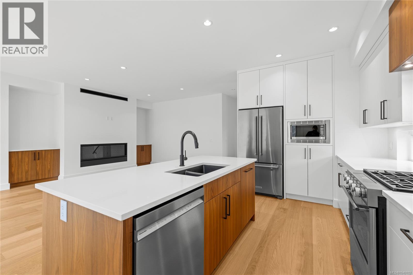 122 Bray Rd - 11