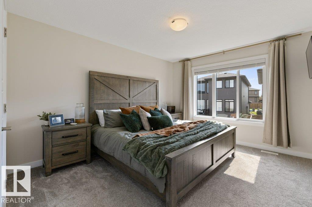 33 TAYLOR CT - 31