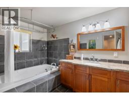 6059 Lake Bay Road, Kamloops, BC V0E1Z1 Photo 25
