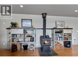 6059 Lake Bay Road, Kamloops, BC V0E1Z1 Photo 14