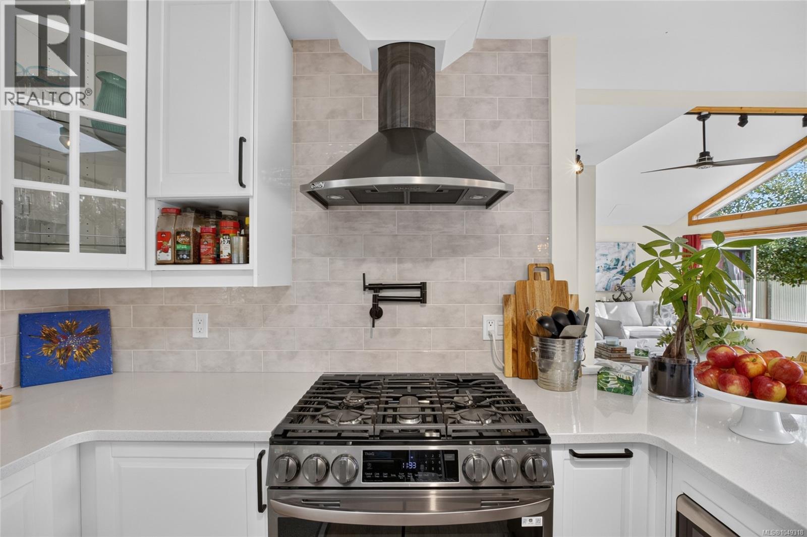 9484 Martin Park Dr - Image 25