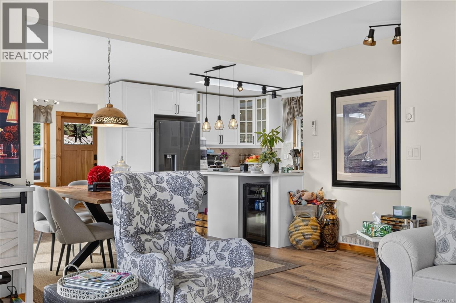 9484 Martin Park Dr - Image 33