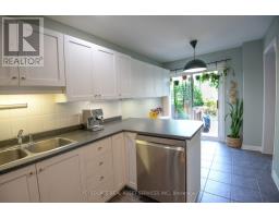 25 Saddlesmith Circle, Ottawa, ON K2M2Y8 Photo 11
