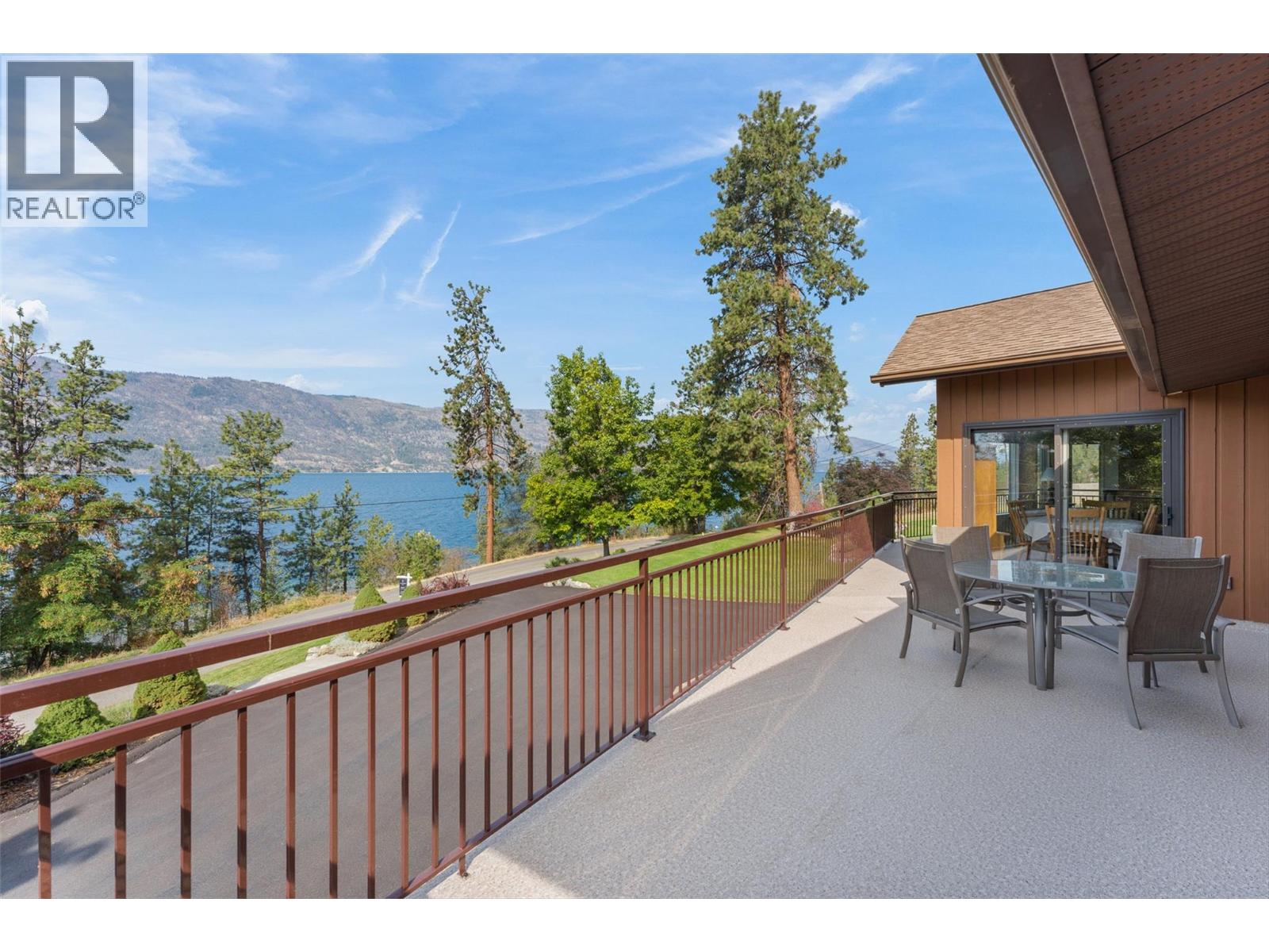 9983 Okanagan Centre Road W, Lake Country - Image 1