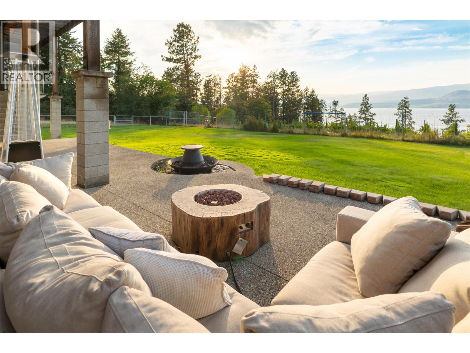 4840 LAKESHORE Road - 47