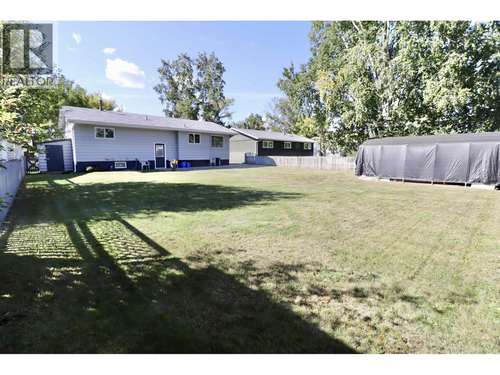 Living room of 230 WILSON CRESCENT · Prince George, BC
