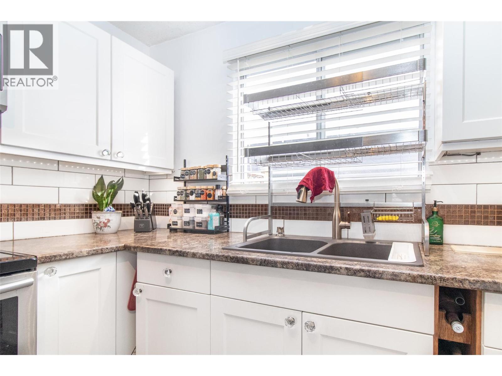 3 185 Taylor Road, Kelowna