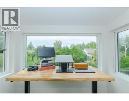 2624 Estevan Ave, Oak Bay, BC V8R2T2 Photo 29