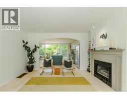 Entrance - 2624 Estevan Ave, Oak Bay, BC V8R2T2 Photo 7