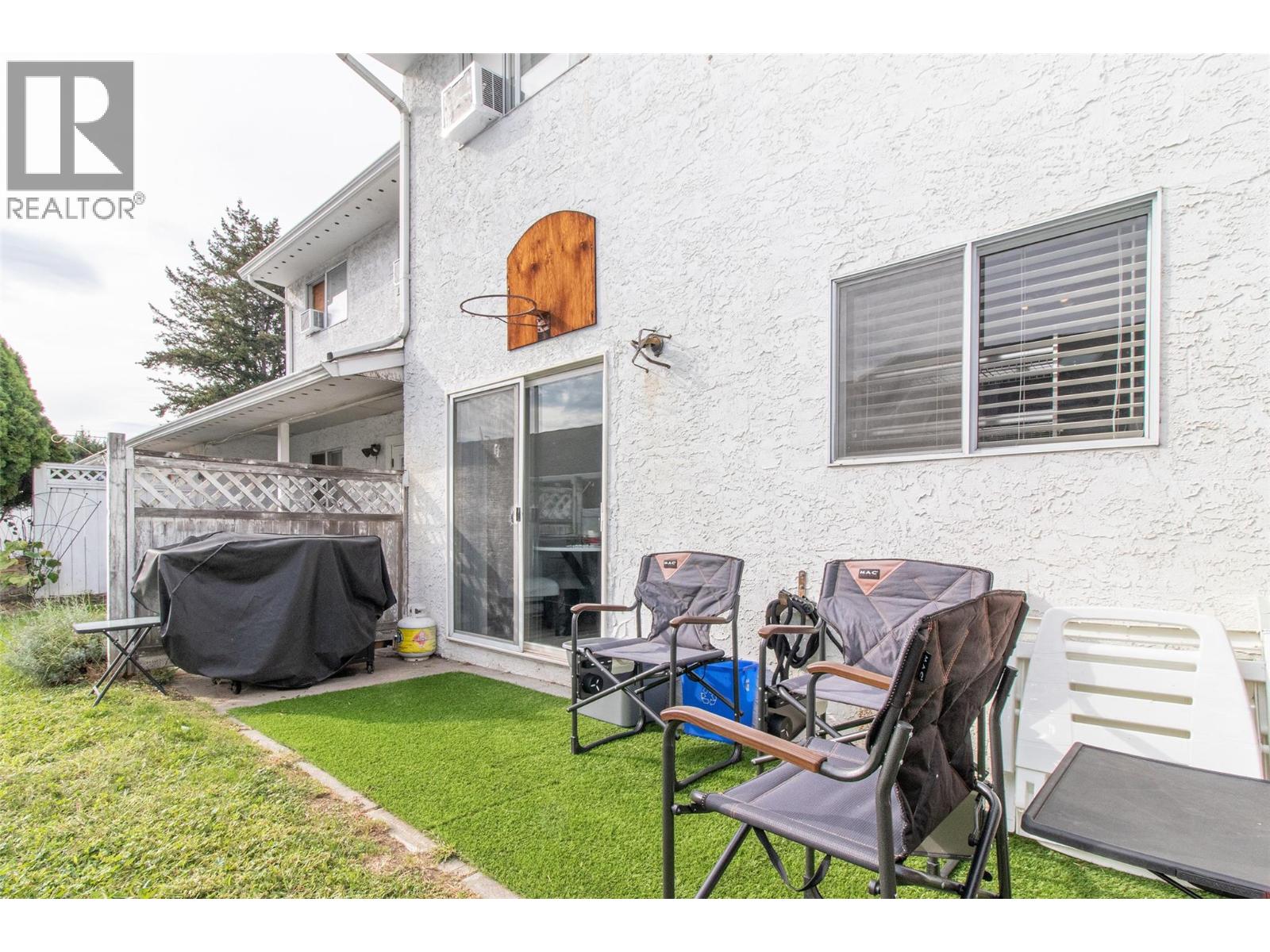 3 185 Taylor Road, Kelowna