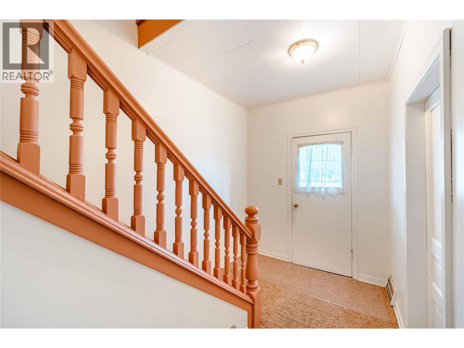 514 Fourth Street E - 19