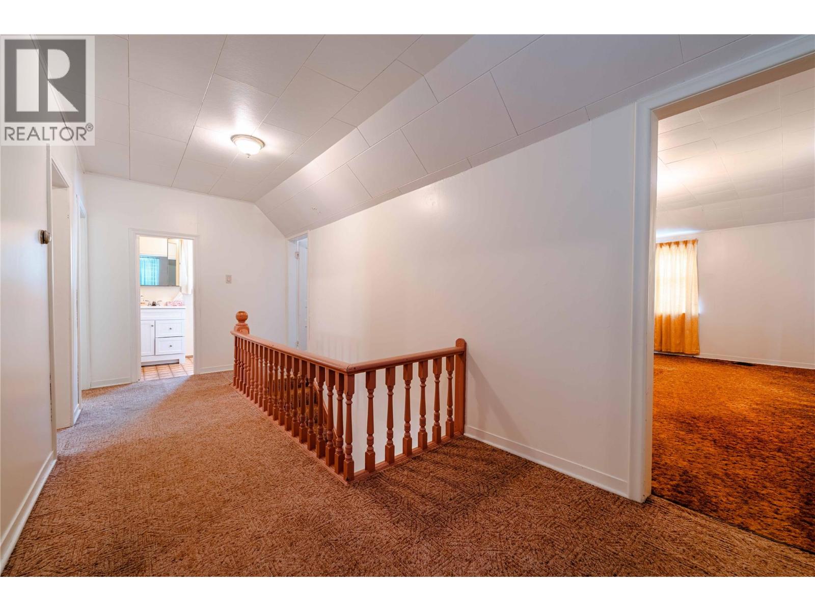 514 Fourth Street E - 21