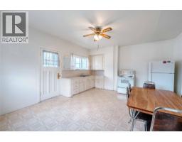 Den - 514 Fourth Street E, Revelstoke, BC V0E2S0 Photo 10