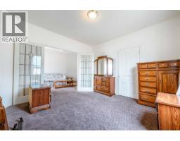 514 Fourth Street E, Revelstoke, BC V0E2S0 Photo 17