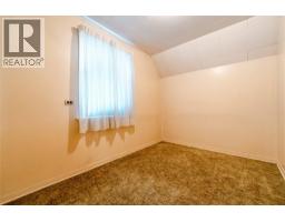 514 Fourth Street E, Revelstoke, BC V0E2S0 Photo 25