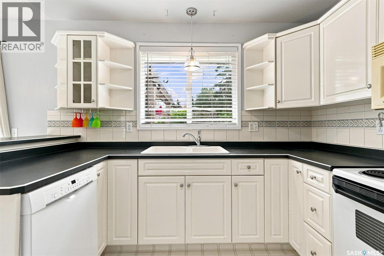 465 Birch CRESCENT - 14