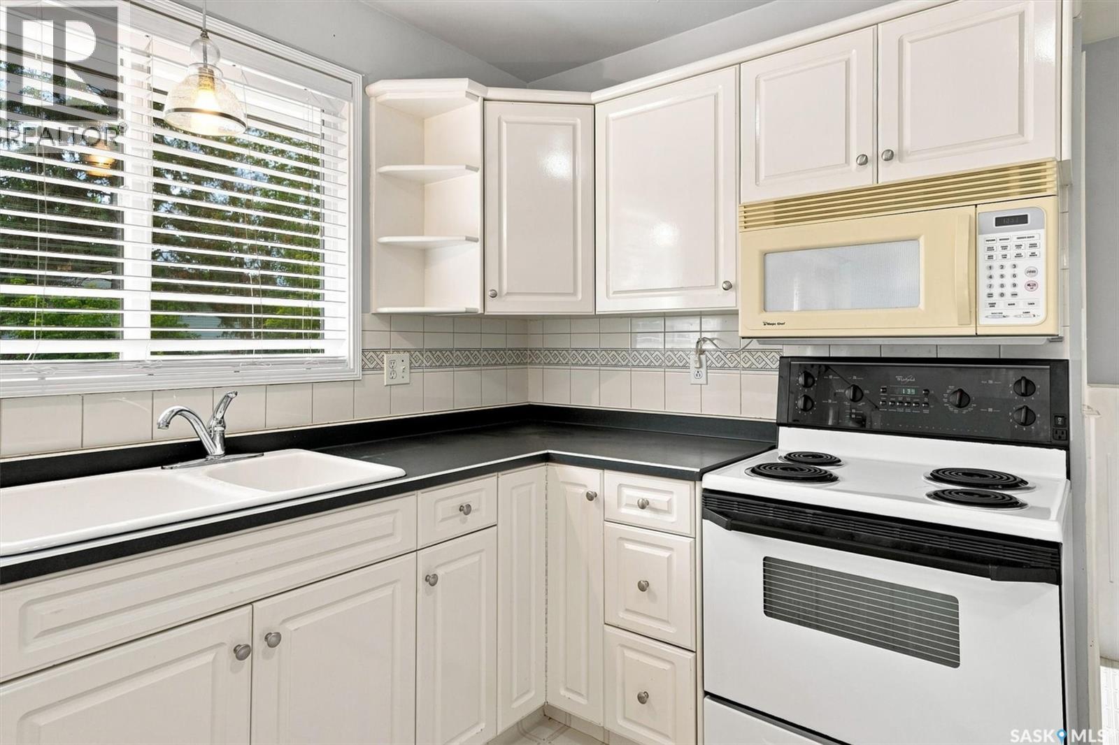 465 Birch CRESCENT - 15
