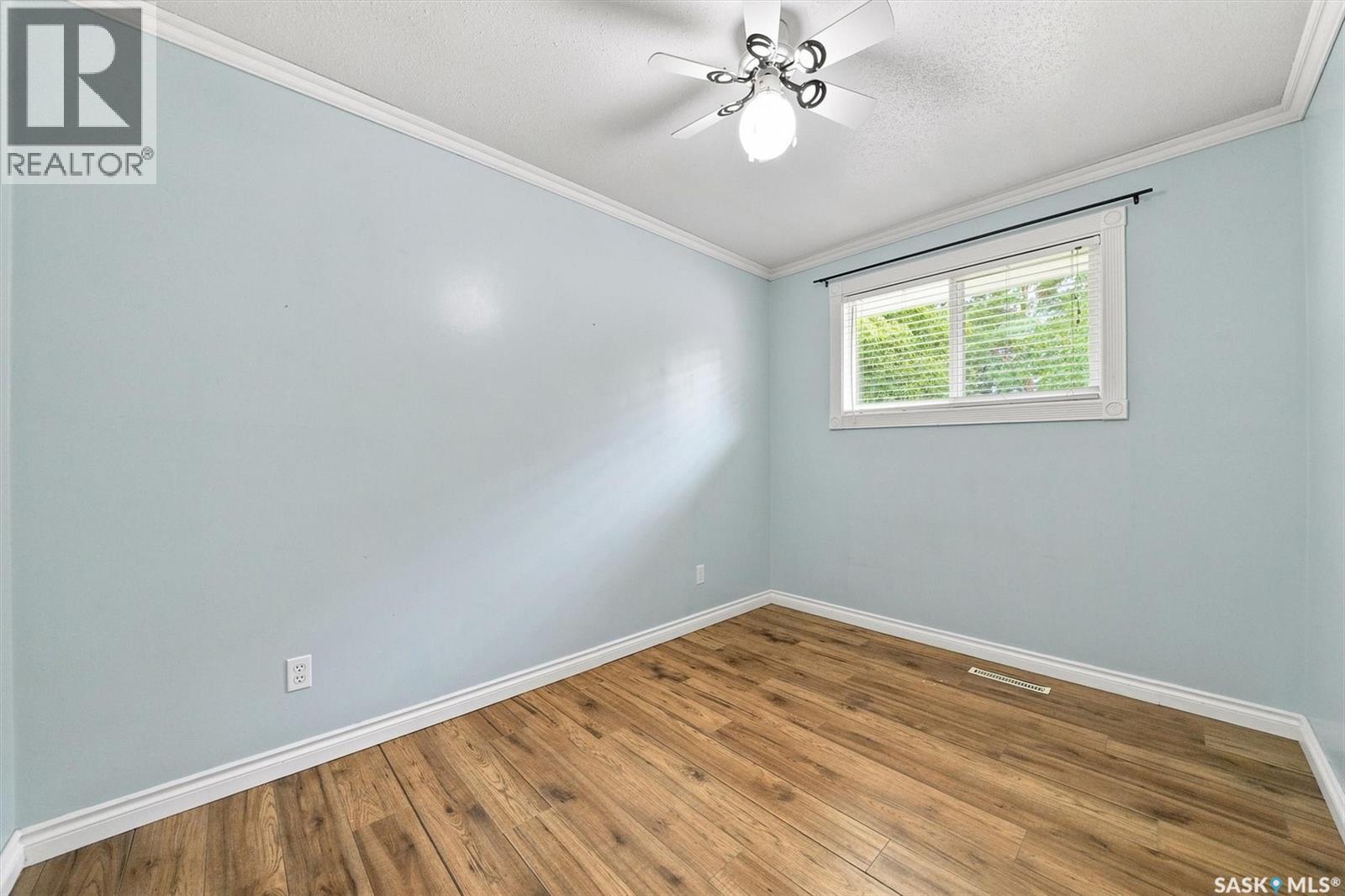 465 Birch CRESCENT - 26
