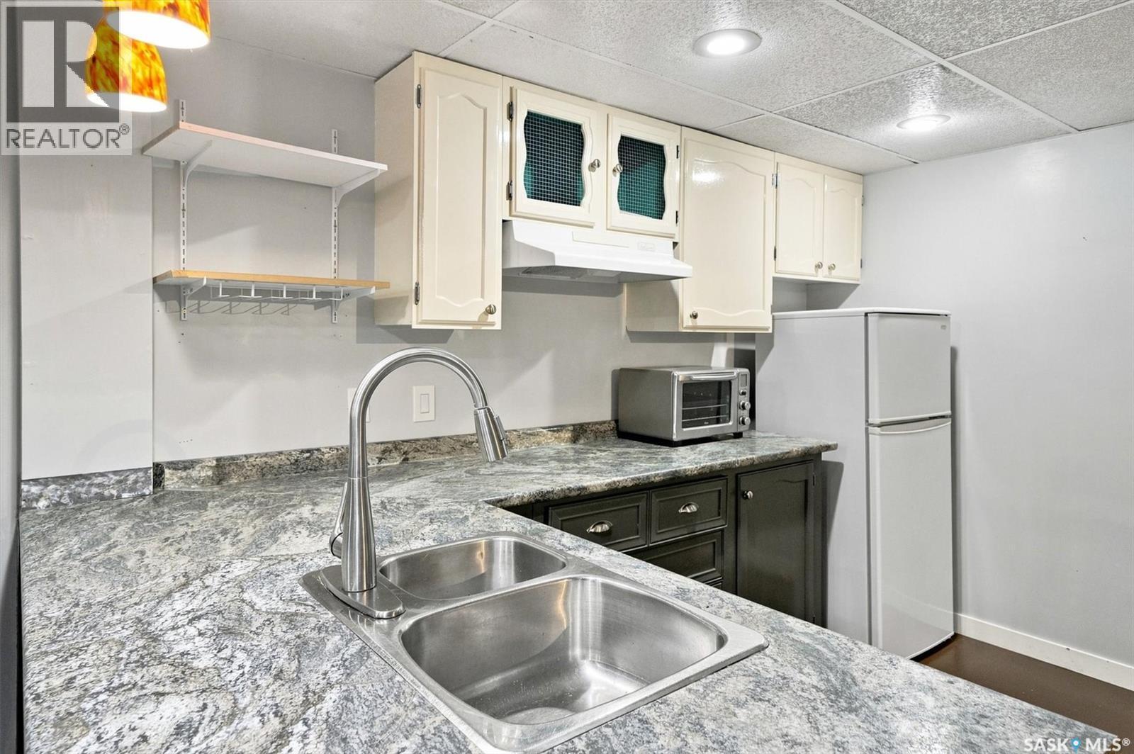 465 Birch CRESCENT - 37