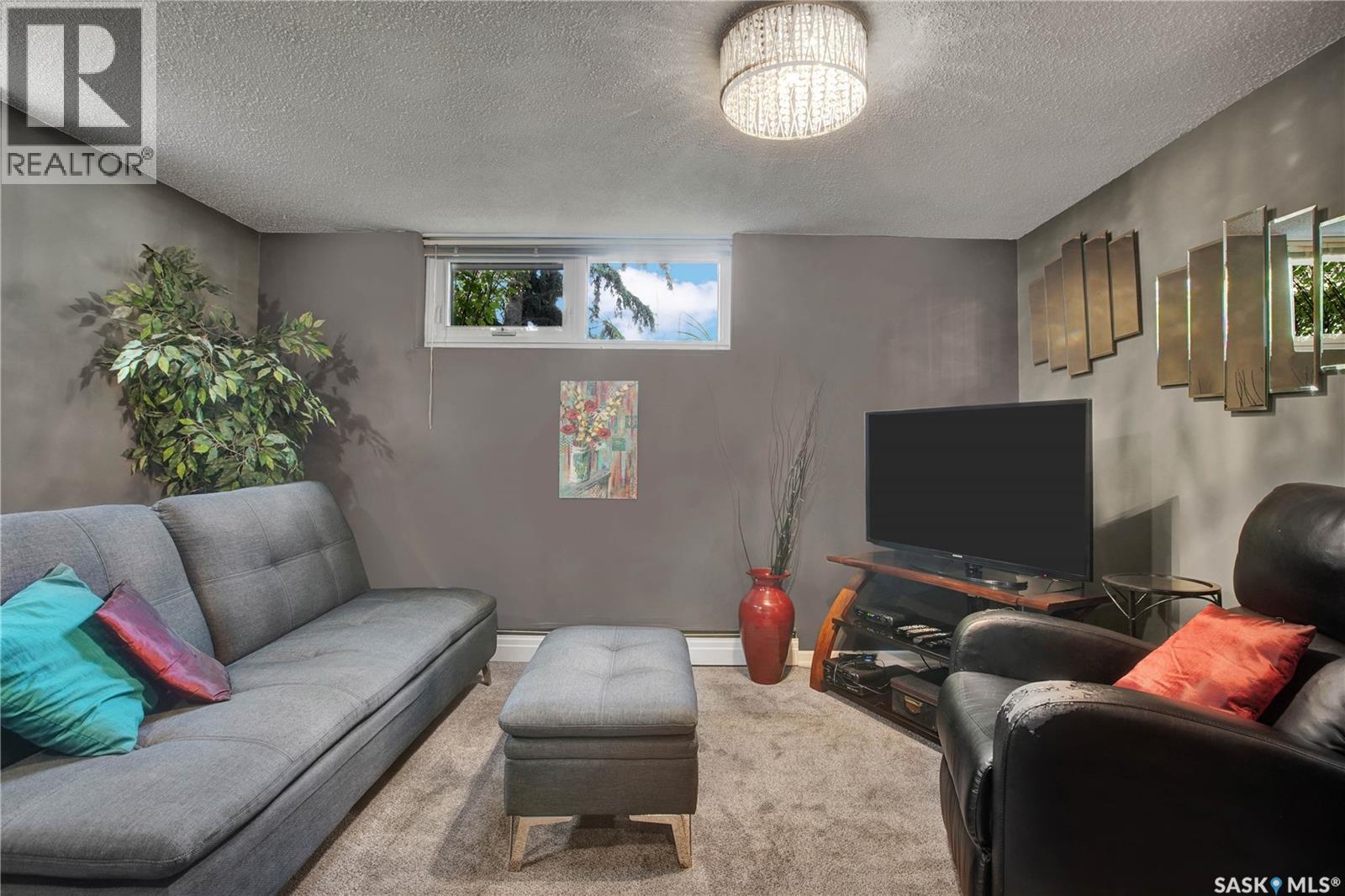 30 Yale CRESCENT, Saskatoon — photo 33