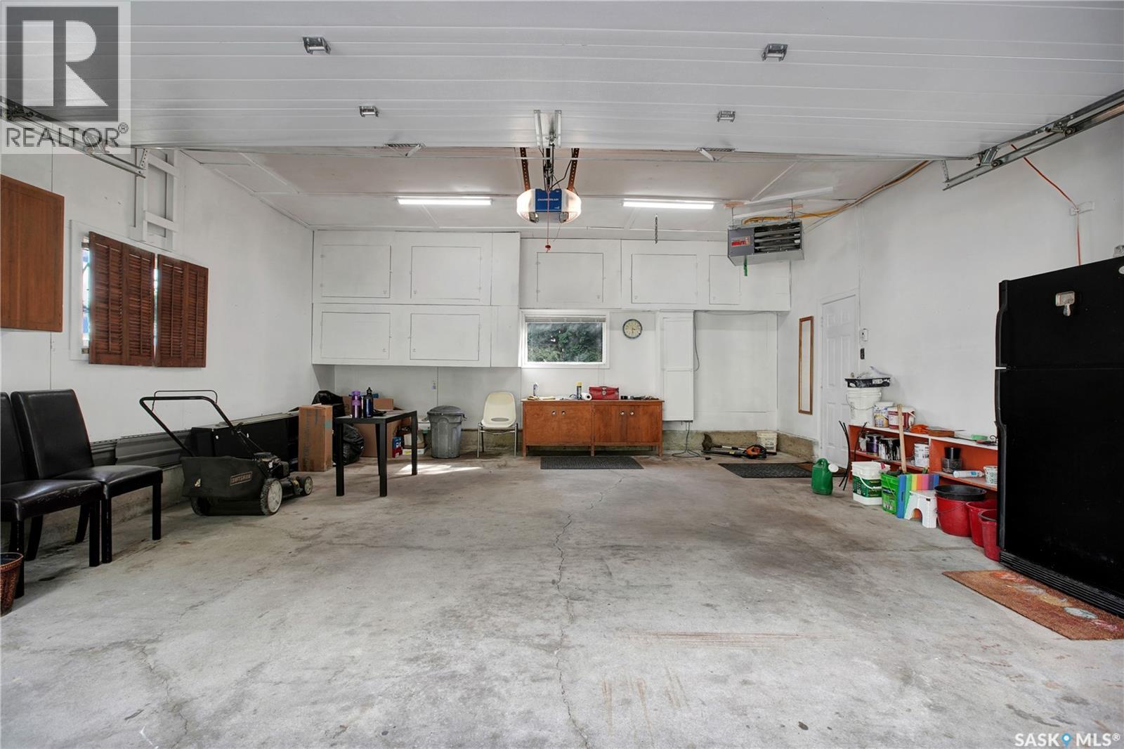 30 Yale CRESCENT - Image 39