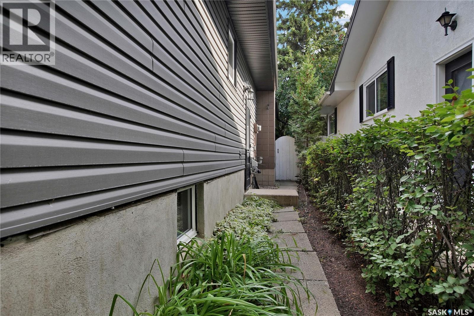 30 Yale CRESCENT - Image 48