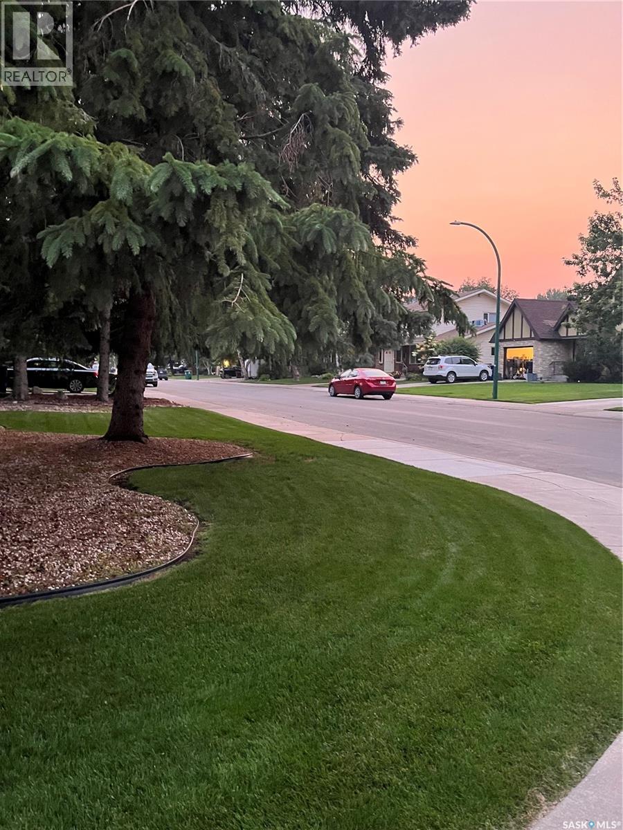 30 Yale CRESCENT - Image 51