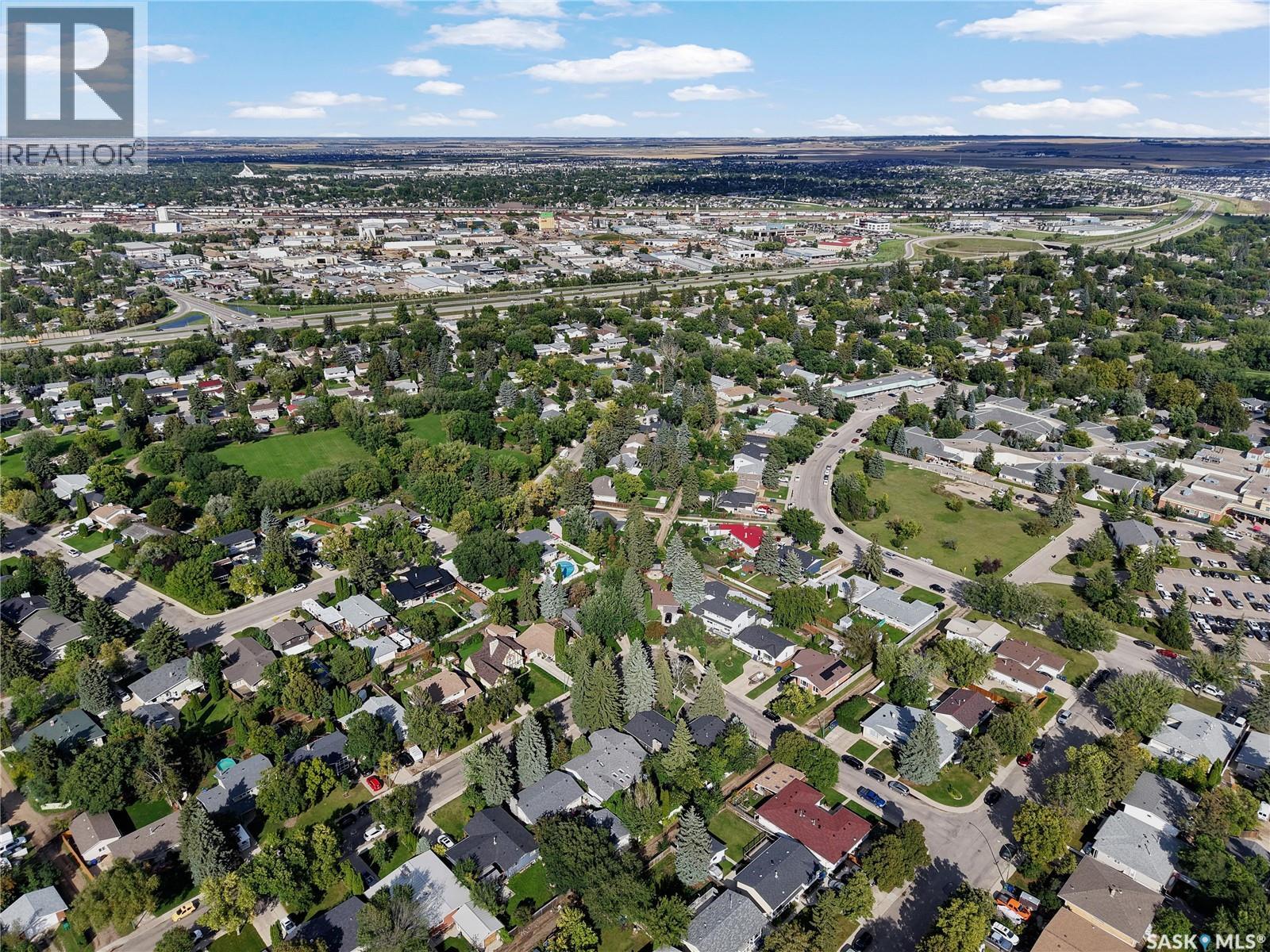 30 Yale CRESCENT - Image 57