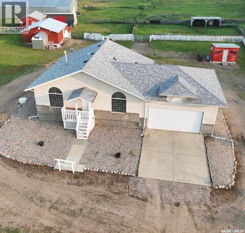 Daniel Acreage, Regina Beach Saskatchewan — photo 3