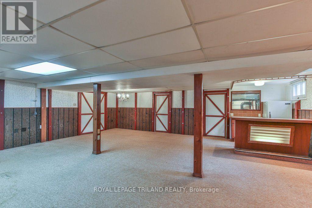 242 BURLINGTON STREET - Image 32