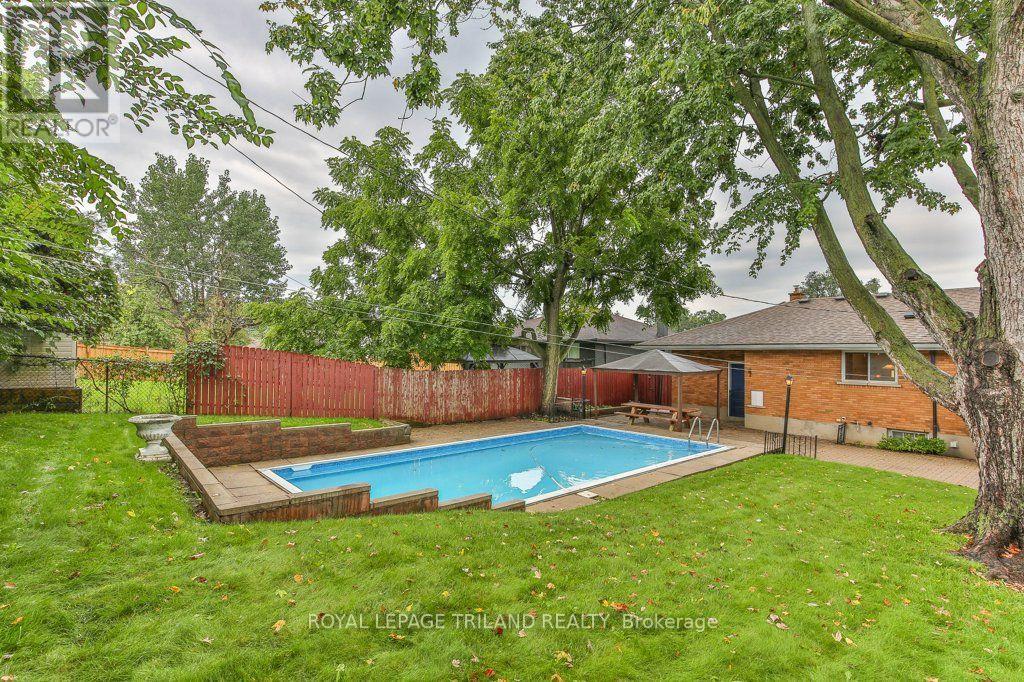 242 BURLINGTON STREET - Image 45