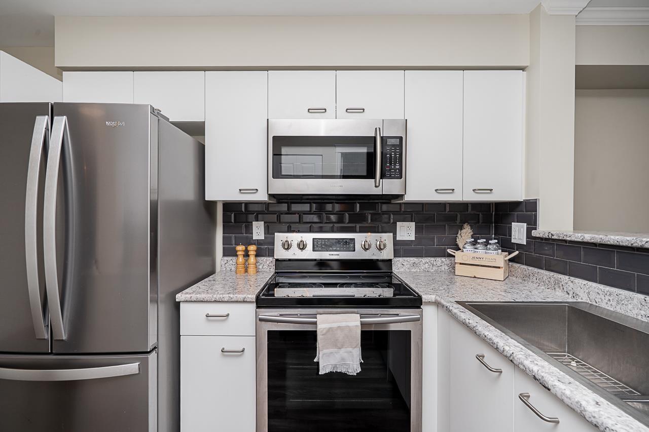 307 15210 PACIFIC AVENUE, White Rock