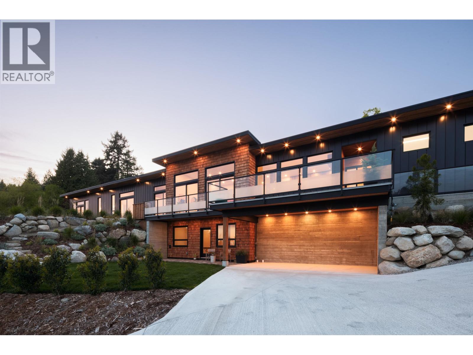 980 GOWER POINT ROAD, Gibsons — photo 8