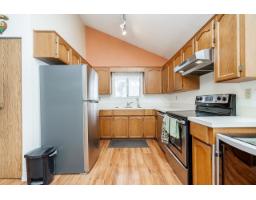 6304 135a Street, Surrey, BC V3X1J7 Photo 10