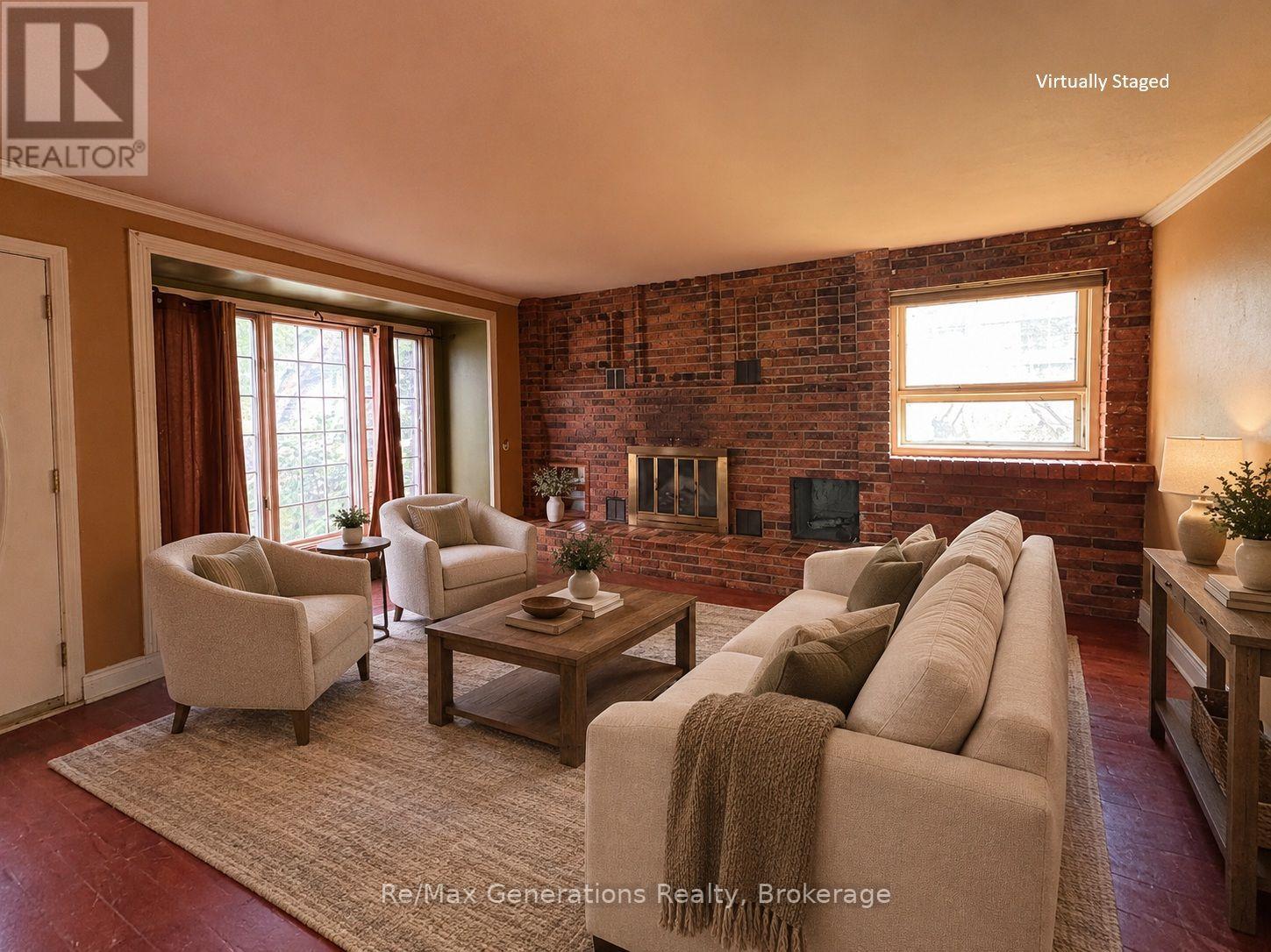 7 MONA DRIVE, Manitouwadge — photo 2