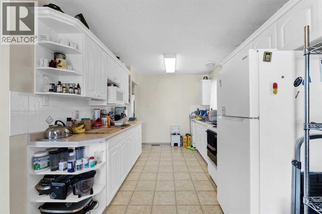 45 Clark Crescent SE - 13