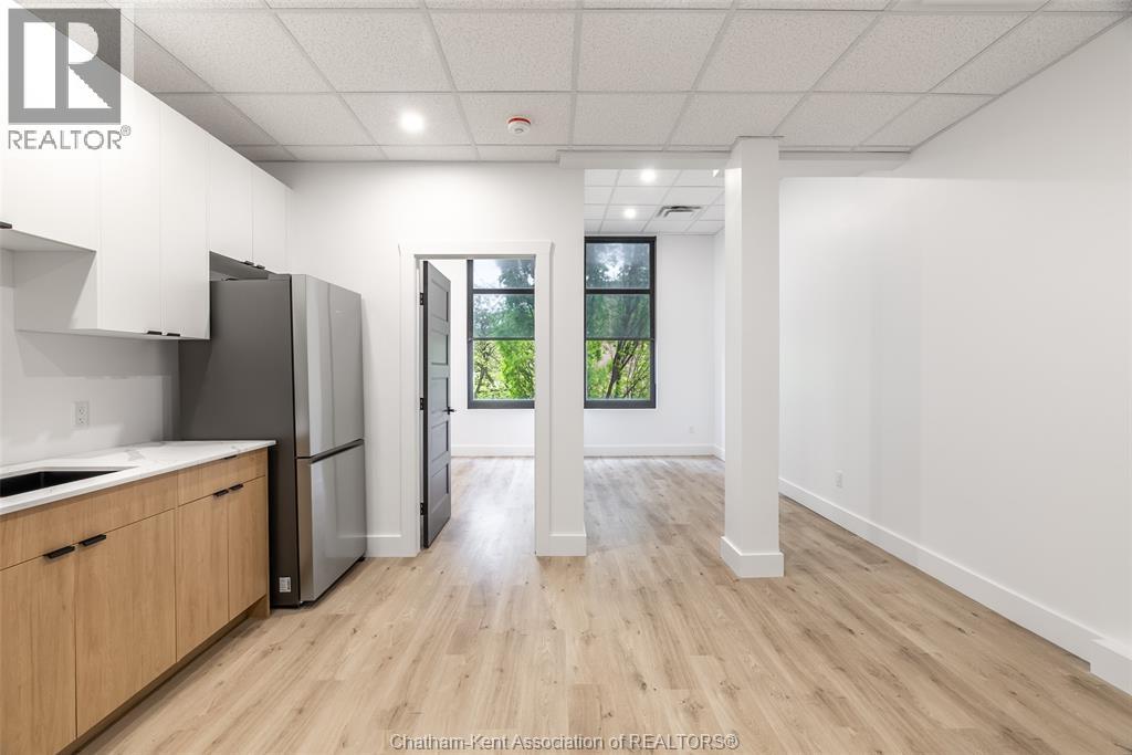 138 King STREET West Unit# 202, Chatham