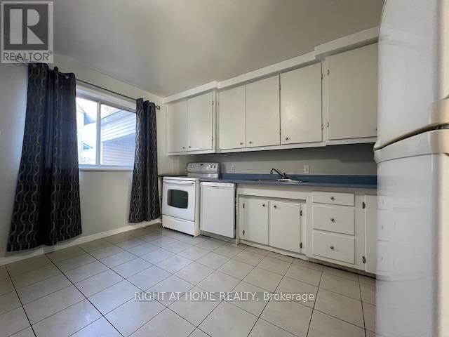 6 Bed, 6 Bath Multi-Family for Sale in Ottawa – 323 LEVIS AVENUE, Ottawa – MLS# X13768418 - Image 18