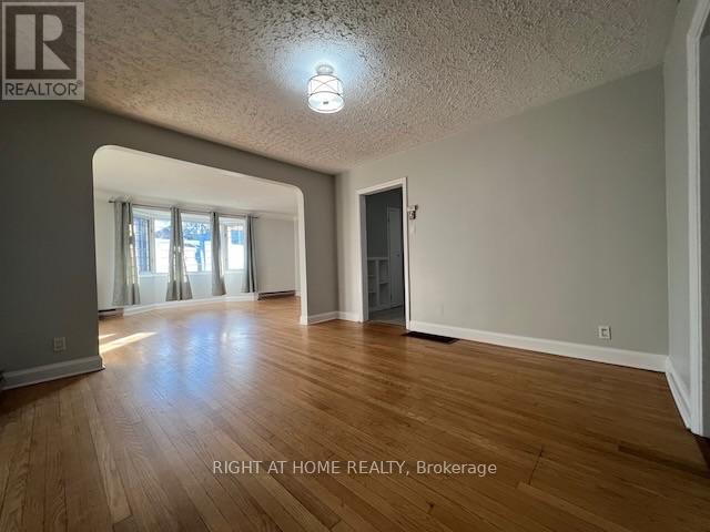 6 Bed, 6 Bath Multi-Family for Sale in Ottawa – 323 LEVIS AVENUE, Ottawa – MLS# X13768418 - Image 27