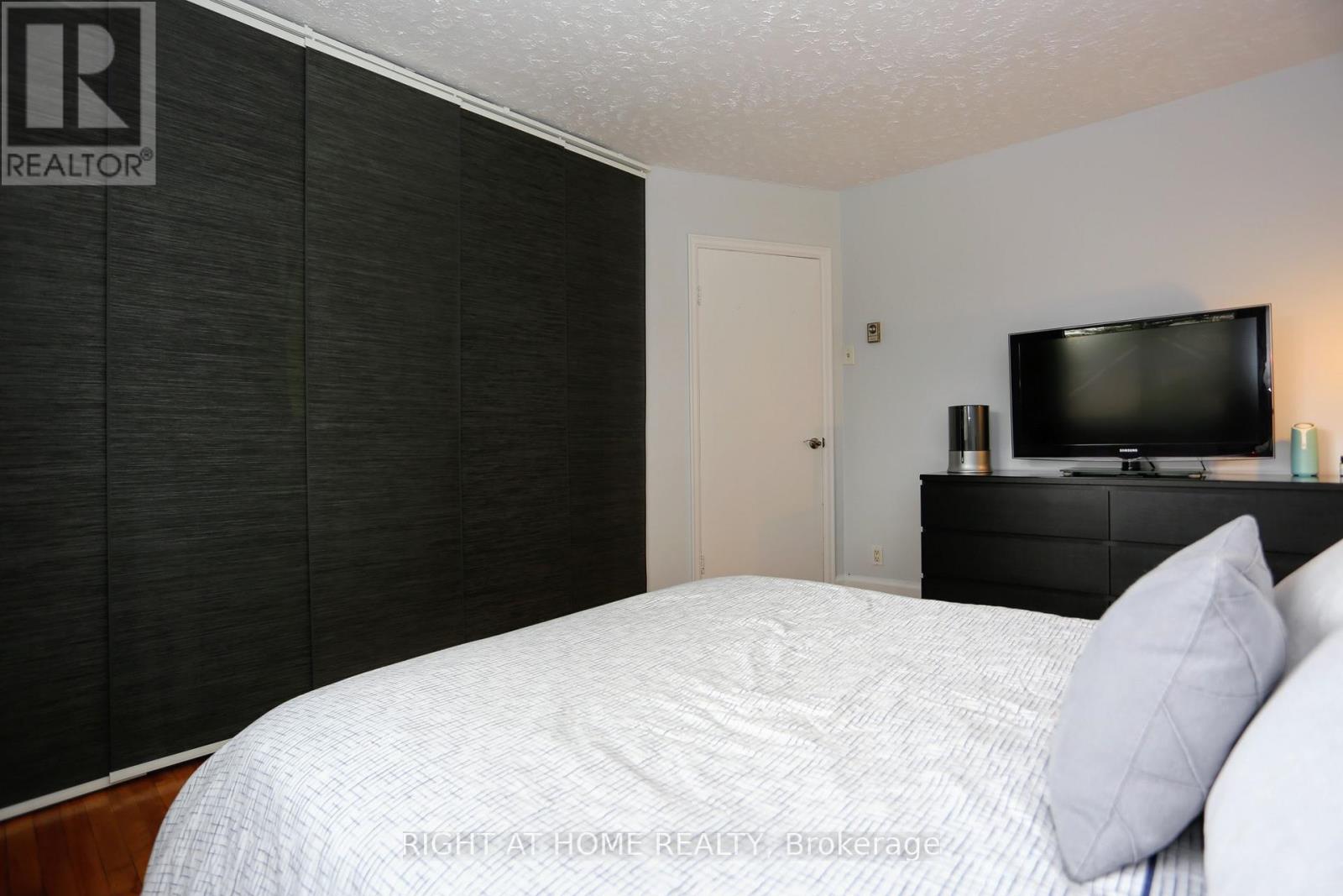 323 LEVIS AVENUE, Ottawa — photo 7