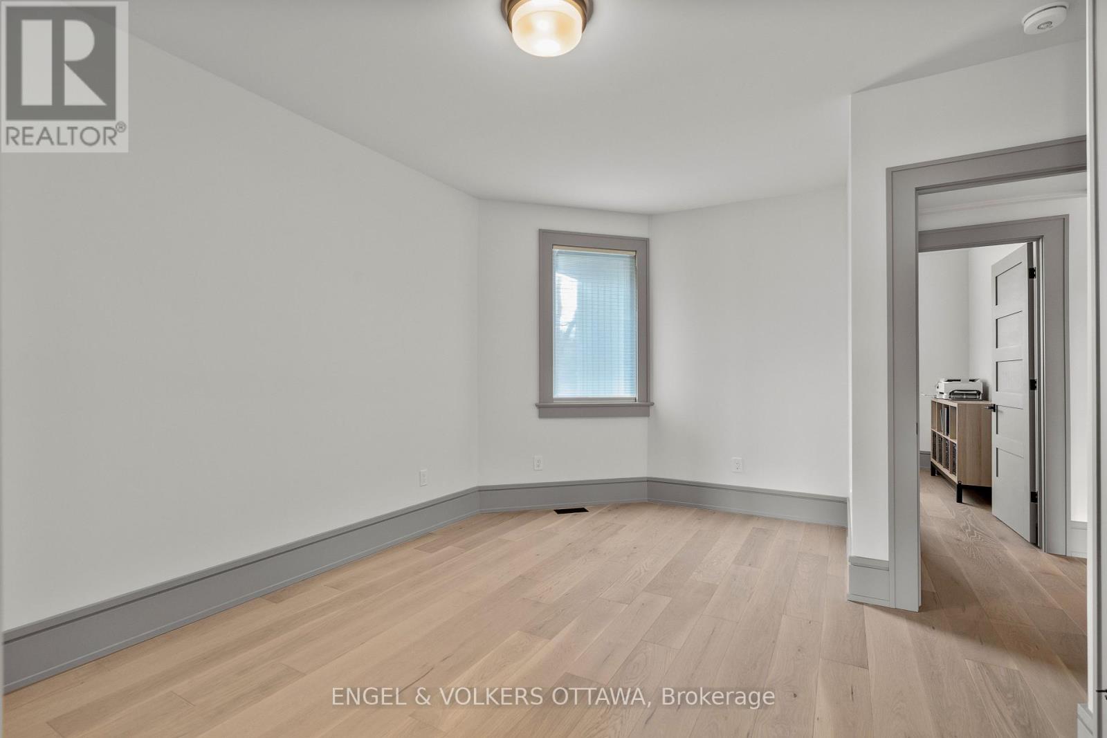 6 Bed, 6 Bath House for Sale in Ottawa – 37 CLARENDON AVENUE, Ottawa – MLS# X13768456 - Image 36