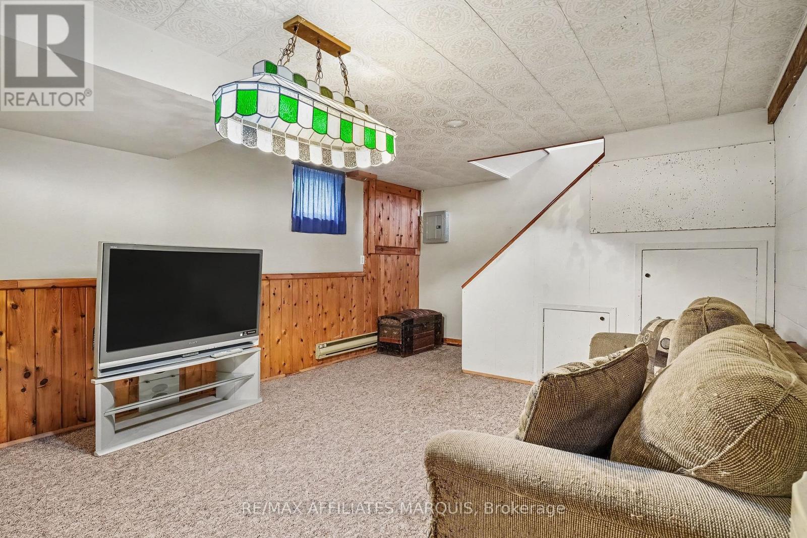 733 ROSEDALE ROAD - Image 24
