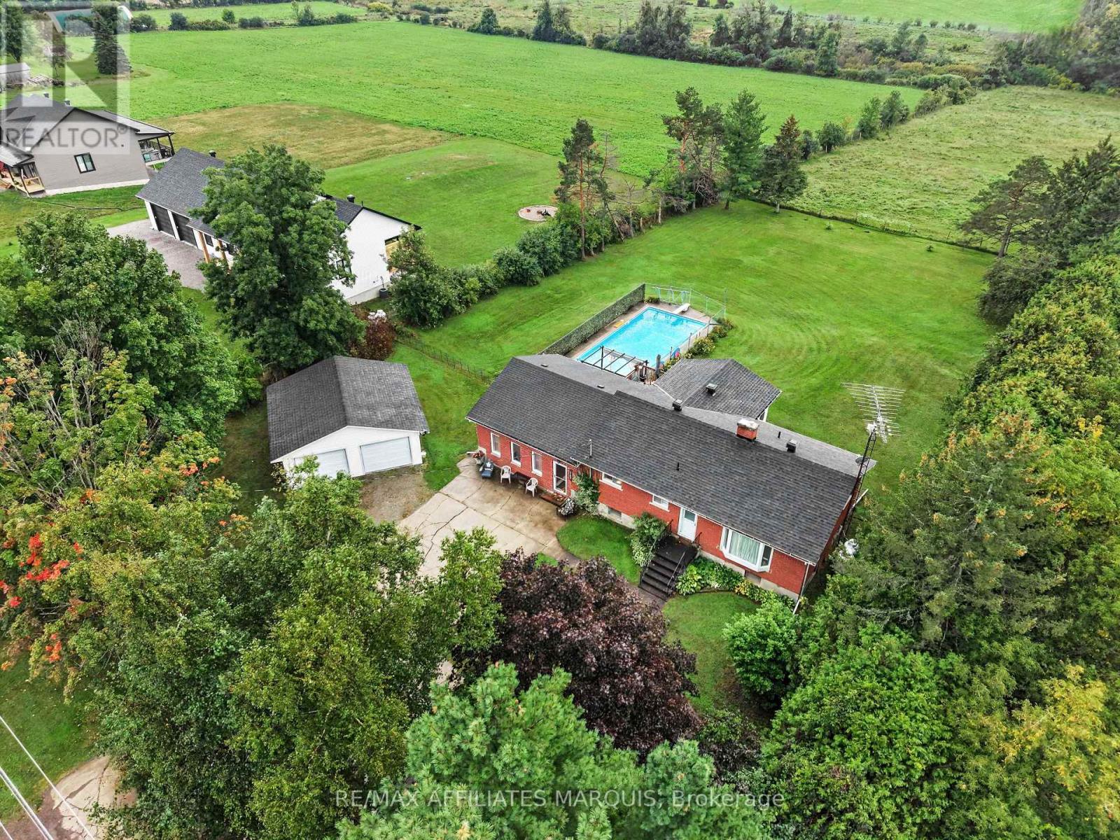 733 ROSEDALE ROAD - Image 34
