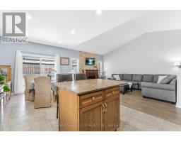 Den - 4022 Bush Crescent, Lincoln, ON L3J0H2 Photo 10