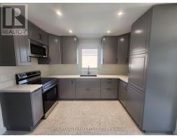 Bathroom - Main - 88 Mcallister Road, Toronto, ON M3H2N3 Photo 6