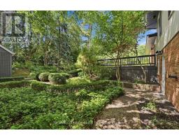 571 Leonard Court, Burlington, ON L7T2P4 Photo 45