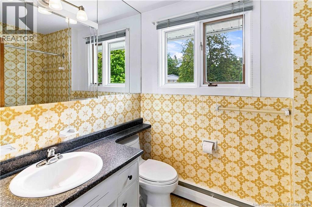 459 Mansfield Street - Image 17