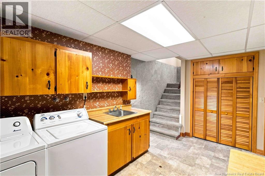 459 Mansfield Street - 26