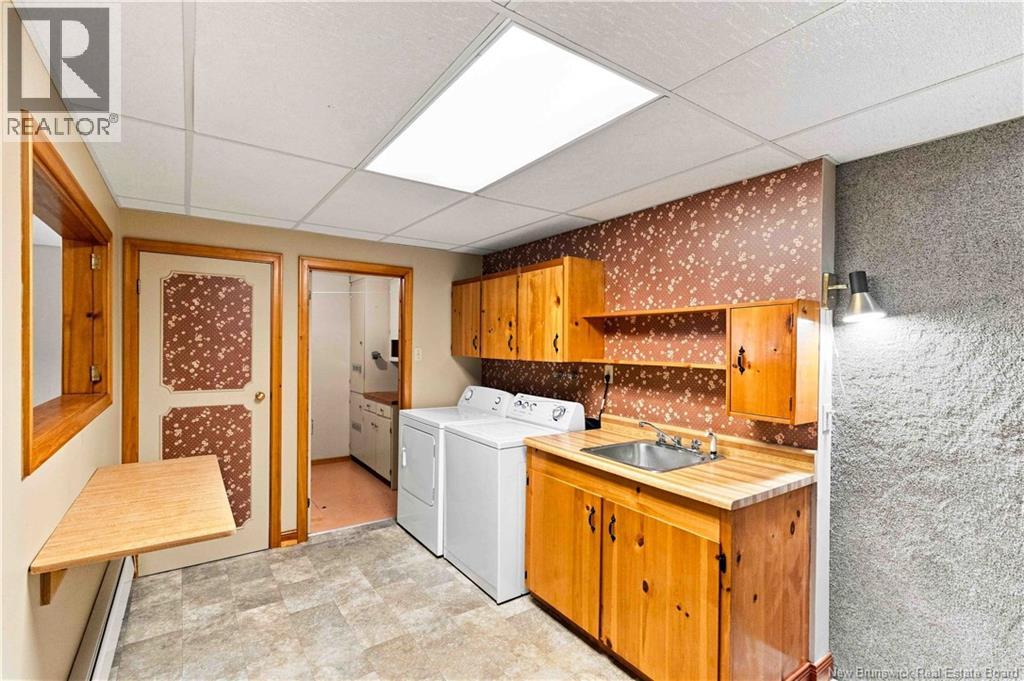 459 Mansfield Street - Image 27