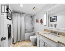 101 1702 Chesterfield Avenue, North Vancouver, BC V7M2P1 Photo 21
